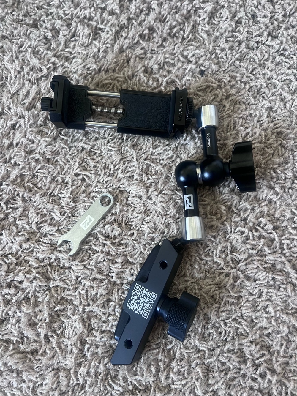 New Fence Mod Phone Holder Chain Link Fence Mount For Phone Camera